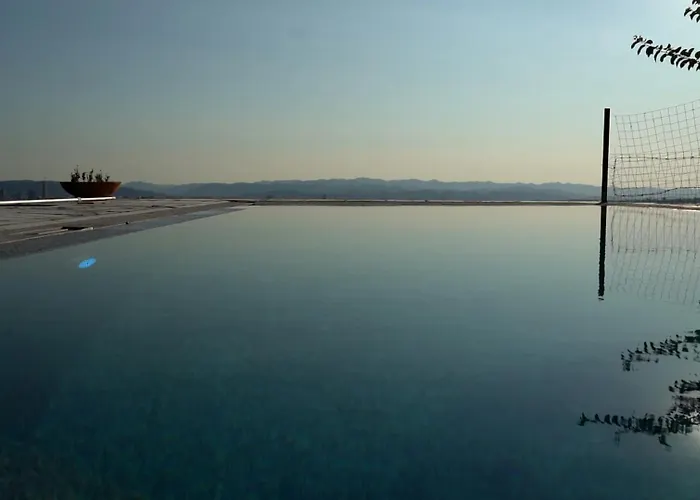 Ndreca Villa *