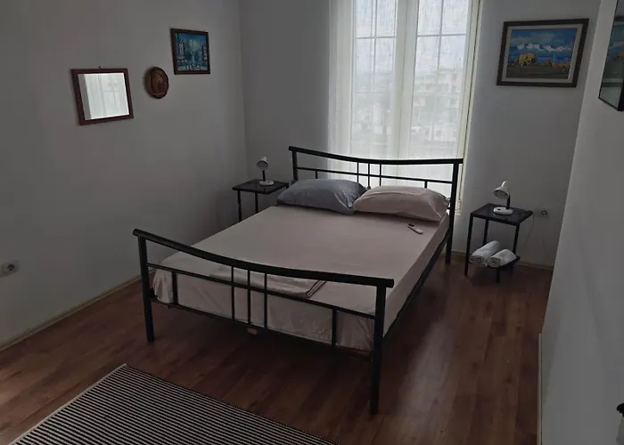 Villa Ndreca *
